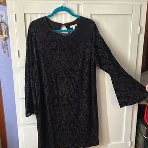 Velvet and crepe black and purple dress with bell sleeves. Lined bodice. EUC